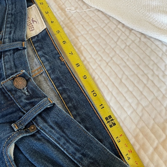 HOLLISTER JUNIOR BOY BLUE JEANS - Picture 11 of 13
